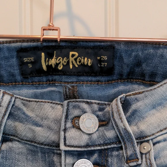 Distress raw hem hi rise jeans - Picture 2 of 6